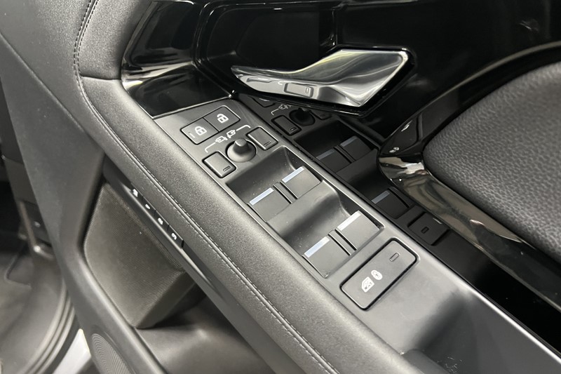 2023 (72) LAND ROVER RANGE ROVER EVOQUE 2.0 P250 R-Dynamic SE 5dr Auto 5599627
