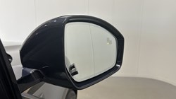 2022 (22) LAND ROVER RANGE ROVER EVOQUE 1.5 P300e R-Dynamic SE 5dr Auto 5630001