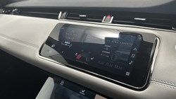 2022 (22) LAND ROVER RANGE ROVER EVOQUE 1.5 P300e R-Dynamic SE 5dr Auto 5630015