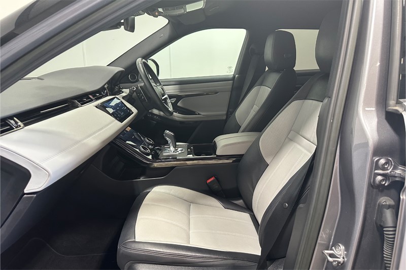 2022 (22) LAND ROVER RANGE ROVER EVOQUE 1.5 P300e R-Dynamic SE 5dr Auto 5629988