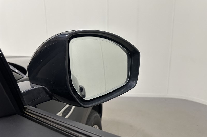2023 (23) JAGUAR E-PACE 1.5 P300e R-Dynamic S 5dr Auto 5592221
