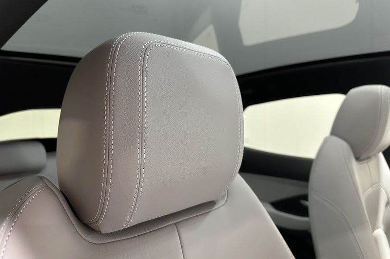 2023 (23) JAGUAR E-PACE 1.5 P300e R-Dynamic S 5dr Auto 5592225