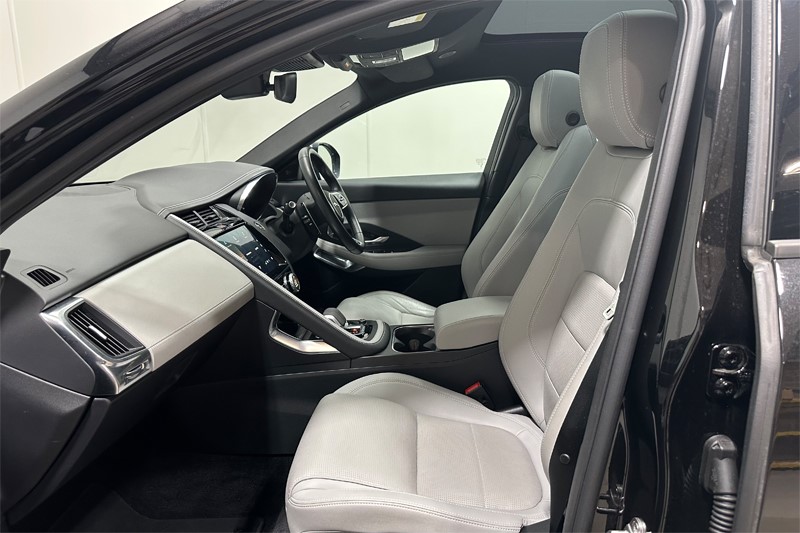 2023 (23) JAGUAR E-PACE 1.5 P300e R-Dynamic S 5dr Auto 5592208