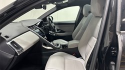 2023 (23) JAGUAR E-PACE 1.5 P300e R-Dynamic S 5dr Auto 5592208