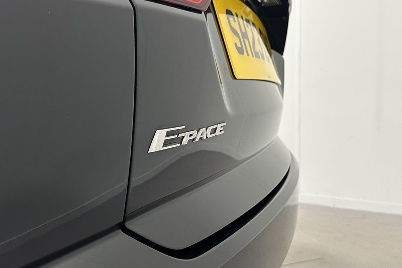 2023 (23) JAGUAR E-PACE 1.5 P300e R-Dynamic S 5dr Auto 5592249