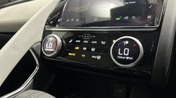 2023 (23) JAGUAR E-PACE 1.5 P300e R-Dynamic S 5dr Auto 5592231