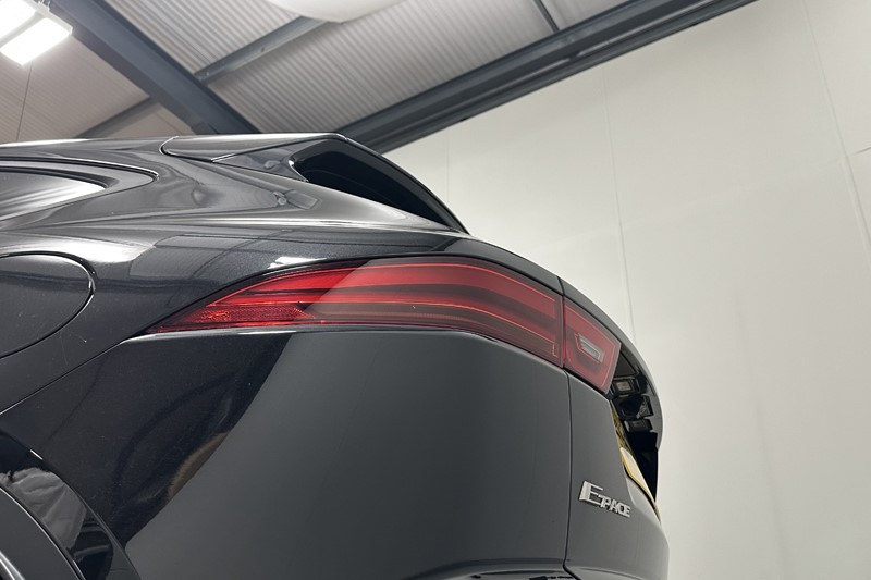 2023 (23) JAGUAR E-PACE 1.5 P300e R-Dynamic S 5dr Auto 5592248