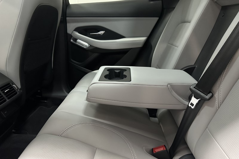2023 (23) JAGUAR E-PACE 1.5 P300e R-Dynamic S 5dr Auto 5592244
