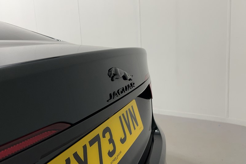 2023 (73) JAGUAR XF 2.0 D200 R-Dynamic SE Black 4dr Auto 5632488