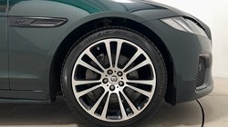2023 (73) JAGUAR XF 2.0 D200 R-Dynamic SE Black 4dr Auto 5632450