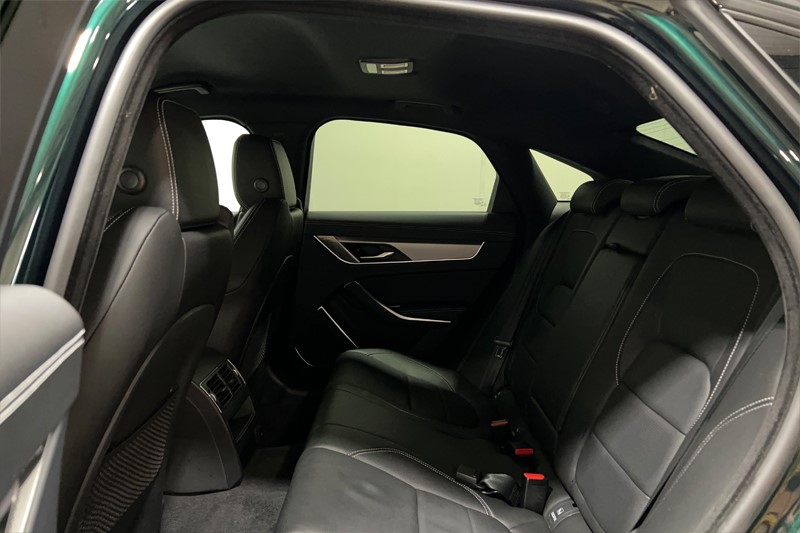 2023 (73) JAGUAR XF 2.0 D200 R-Dynamic SE Black 4dr Auto 5632446