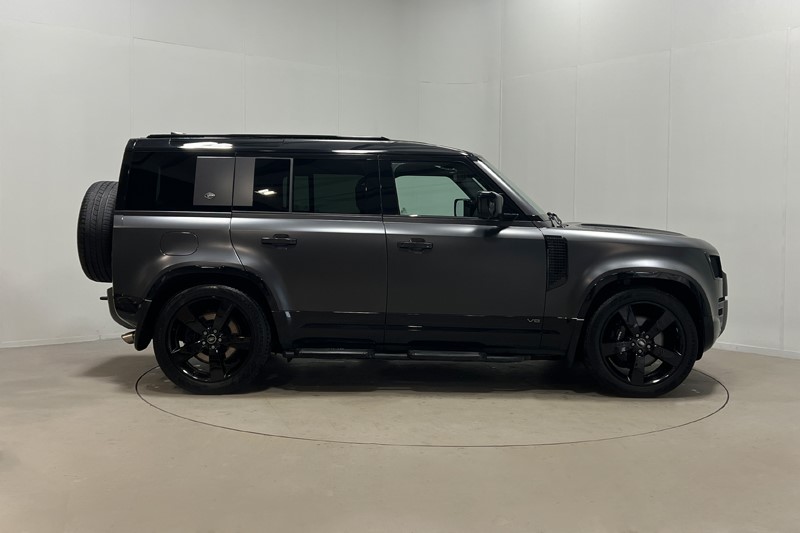 2023 (73) LAND ROVER DEFENDER 5.0 P525 V8 Carpathian Edition 110 5dr Auto 5586563