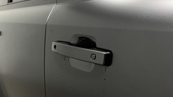 2023 (73) LAND ROVER DEFENDER 5.0 P525 V8 Carpathian Edition 110 5dr Auto 5586607