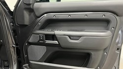 2023 (73) LAND ROVER DEFENDER 5.0 P525 V8 Carpathian Edition 110 5dr Auto 5586571