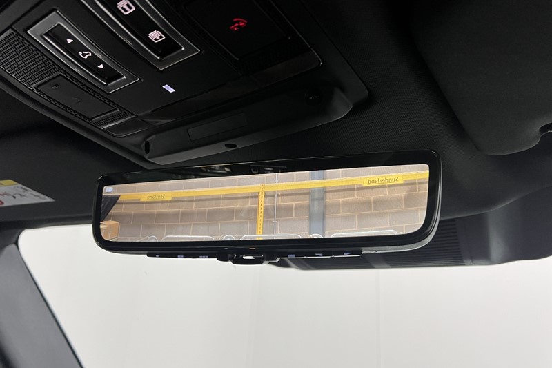 2023 (73) LAND ROVER DEFENDER 5.0 P525 V8 Carpathian Edition 110 5dr Auto 5586583