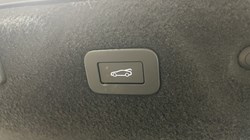 2024 (73) JAGUAR XE 2.0 P250 R-Dynamic HSE Black 4dr Auto 5575134