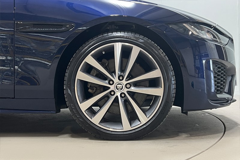 2024 (73) JAGUAR XE 2.0 P250 R-Dynamic HSE Black 4dr Auto 5575101