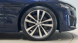 2024 (73) JAGUAR XE 2.0 P250 R-Dynamic HSE Black 4dr Auto 5575101