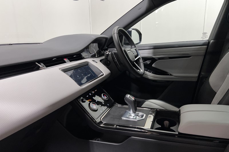 2022 (22) LAND ROVER RANGE ROVER EVOQUE 2.0 D200 R-Dynamic S 5dr Auto 5624398