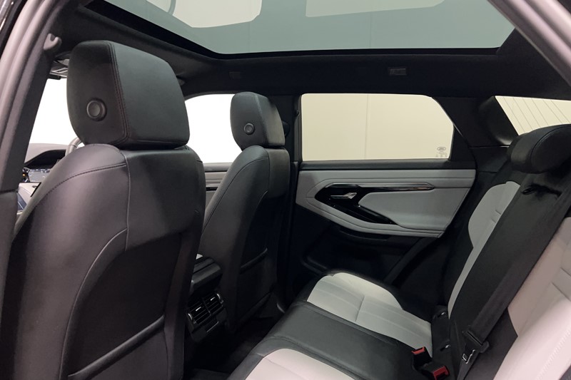 2022 (22) LAND ROVER RANGE ROVER EVOQUE 2.0 D200 R-Dynamic S 5dr Auto 5624400