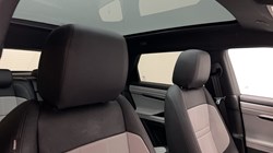 2022 (22) LAND ROVER RANGE ROVER EVOQUE 2.0 D200 R-Dynamic S 5dr Auto 5624380