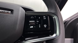 2022 (72) LAND ROVER RANGE ROVER VELAR 2.0 D200 Edition 5dr Auto 5599474