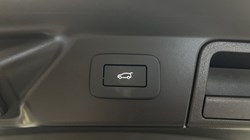 2022 (72) LAND ROVER RANGE ROVER VELAR 2.0 D200 Edition 5dr Auto 5599500