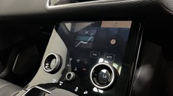 2022 (72) LAND ROVER RANGE ROVER VELAR 2.0 D200 Edition 5dr Auto 5599479