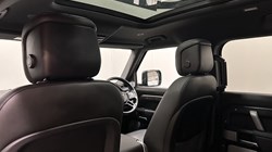 2023 (73) LAND ROVER DEFENDER 3.0 D300 Outbound 130 5dr Auto 5592132
