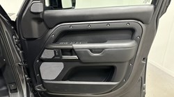2023 (73) LAND ROVER DEFENDER 3.0 D300 Outbound 130 5dr Auto 5592103