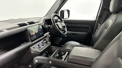 2023 (73) LAND ROVER DEFENDER 3.0 D300 Outbound 130 5dr Auto 5592130