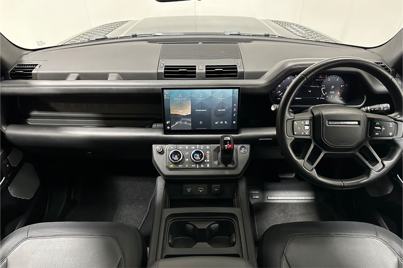 2023 (73) LAND ROVER DEFENDER 3.0 D300 Outbound 130 5dr Auto 5592099