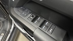 2023 (73) LAND ROVER DEFENDER 3.0 D300 Outbound 130 5dr Auto 5592105
