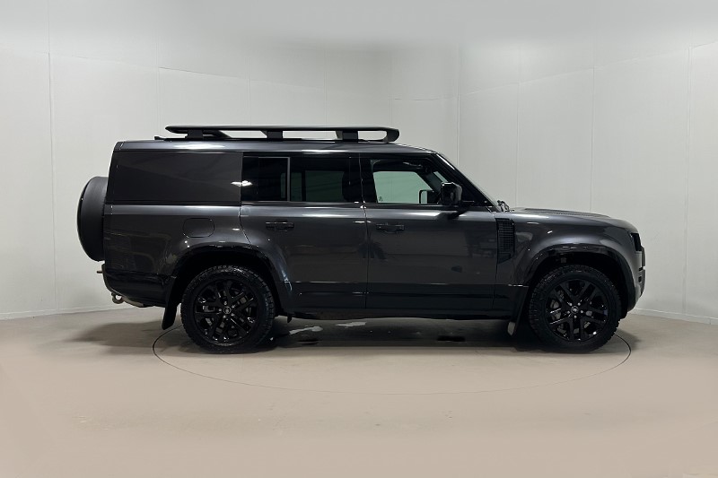 2023 (73) LAND ROVER DEFENDER 3.0 D300 Outbound 130 5dr Auto 5592095