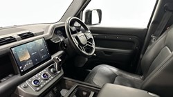 2023 (73) LAND ROVER DEFENDER 3.0 D300 Outbound 130 5dr Auto 5592131