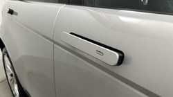2023 (23) LAND ROVER RANGE ROVER EVOQUE 2.0 D200 R-Dynamic SE 5dr Auto 5613392