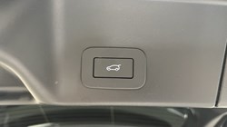 2025 (25) LAND ROVER RANGE ROVER EVOQUE 2.0 D200 Dynamic SE 5dr Auto 5638639