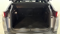 2021 (71) PEUGEOT 3008 1.6 Hybrid4 300 GT 5dr e-EAT8 5596022