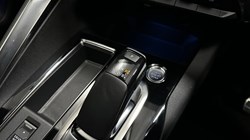 2021 (71) PEUGEOT 3008 1.6 Hybrid4 300 GT 5dr e-EAT8 5596003