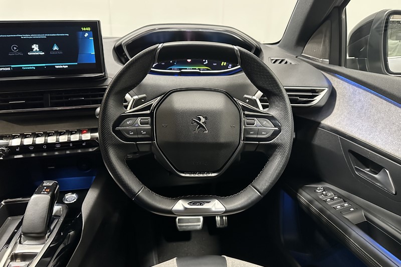 2021 (71) PEUGEOT 3008 1.6 Hybrid4 300 GT 5dr e-EAT8 5595988
