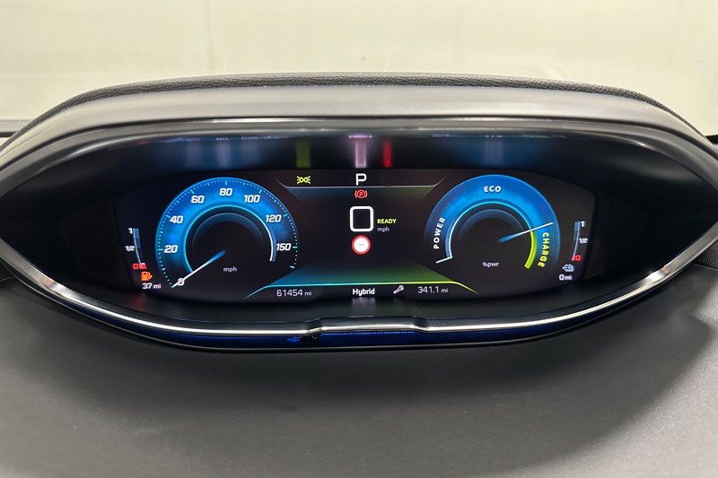 2021 (71) PEUGEOT 3008 1.6 Hybrid4 300 GT 5dr e-EAT8 5596000