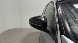 2021 (71) PEUGEOT 3008 1.6 Hybrid4 300 GT 5dr e-EAT8 5596031