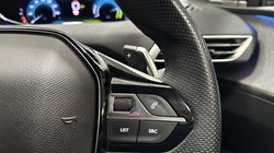 2021 (71) PEUGEOT 3008 1.6 Hybrid4 300 GT 5dr e-EAT8 5595998