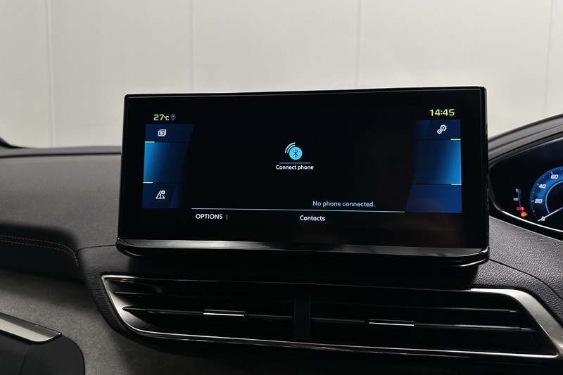 2021 (71) PEUGEOT 3008 1.6 Hybrid4 300 GT 5dr e-EAT8 5596011