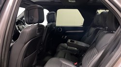 2023 (23) LAND ROVER DISCOVERY 3.0 D300 R-Dynamic HSE 5dr Auto 5624292