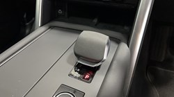 2023 (23) LAND ROVER DISCOVERY 3.0 D300 R-Dynamic HSE 5dr Auto 5624272