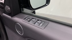 2023 (23) LAND ROVER DISCOVERY 3.0 D300 R-Dynamic HSE 5dr Auto 5624263