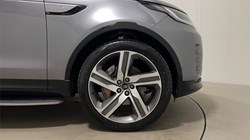 2023 (23) LAND ROVER DISCOVERY 3.0 D300 R-Dynamic HSE 5dr Auto 5624255