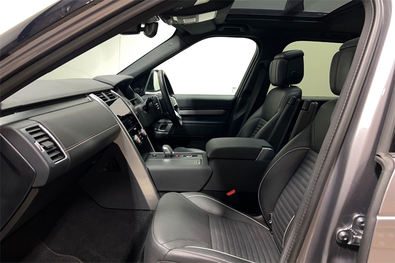 2023 (23) LAND ROVER DISCOVERY 3.0 D300 R-Dynamic HSE 5dr Auto 5624250