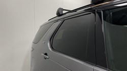 2023 (23) LAND ROVER DISCOVERY 3.0 D300 R-Dynamic HSE 5dr Auto 5624301